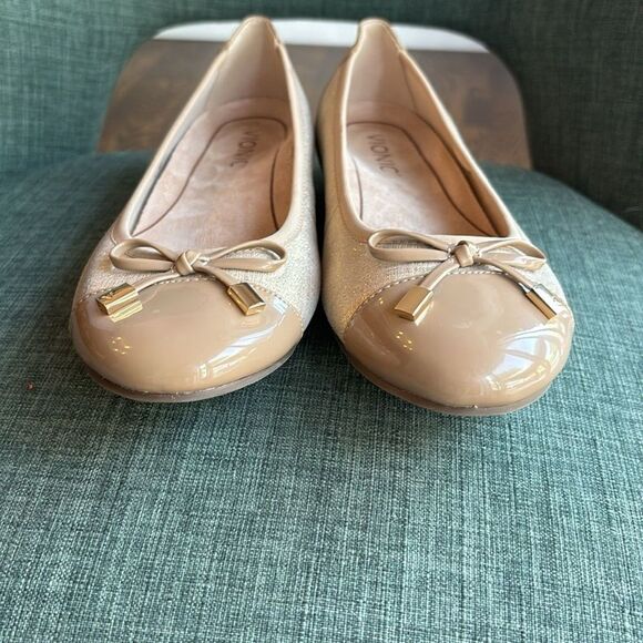 Vionic Women Minna neutral metallic ballet flat comfort shoe Beige Gold 7.5 READ - Picture 4 of 14